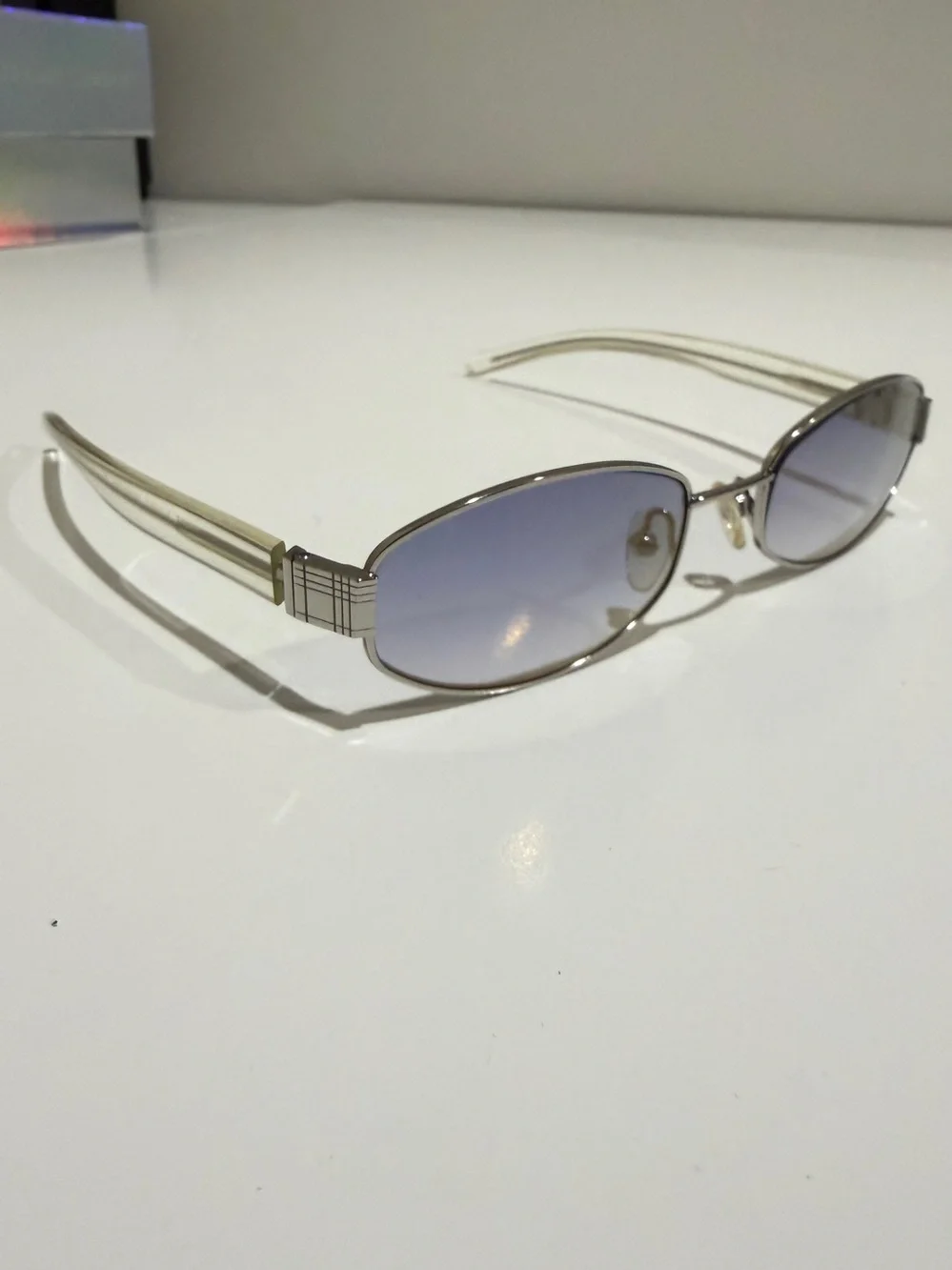 Vintage Burberry B 8970 Oval Custom Blue Lens Sunglasses Silver Nova Check Clear